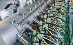 船舶满载时水动力中心在哪里？