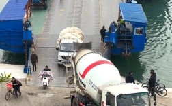 轮船运输水泥与水，为何能共存？