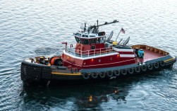 多少吨船舶需强制拖轮护航？