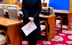 李凌在上海船舶的具体职务是什么？