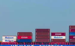 锦江航运拥有多少艘船舶？