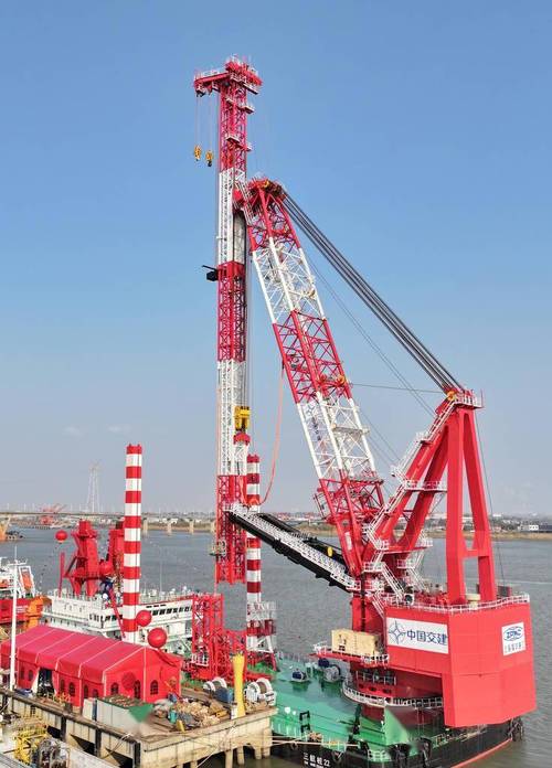 打桩船船舶是怎么样的-图1