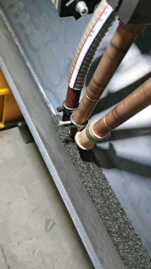 埋弧焊不打底怎么办-图2 埋弧焊不打底怎么办-图2