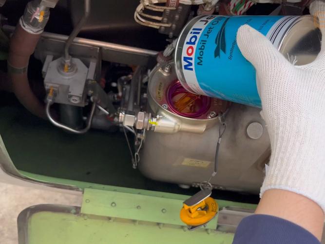 船舶主机滑油在什么地方-图1