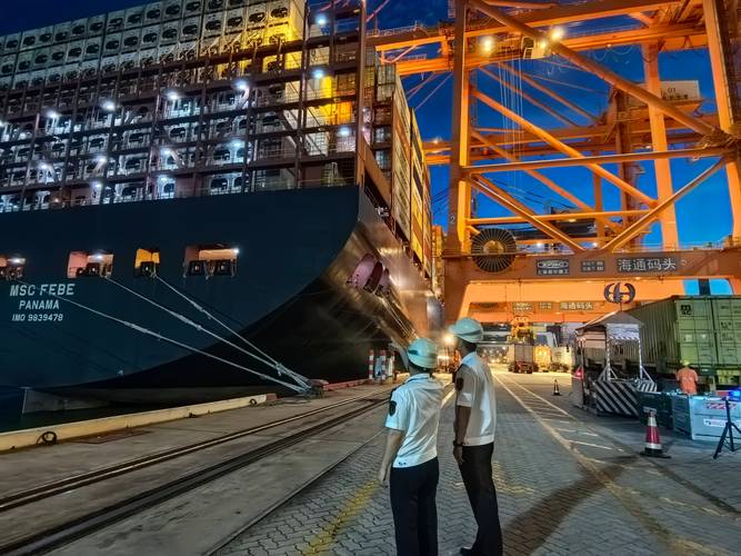 集装箱船上业务做什么-图1