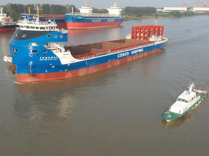 25万吨的船有多少马力-图1