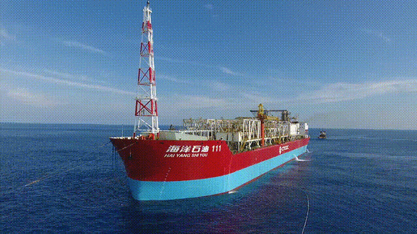 轮船石油价格多少？吨位、航线影响几何？-图1