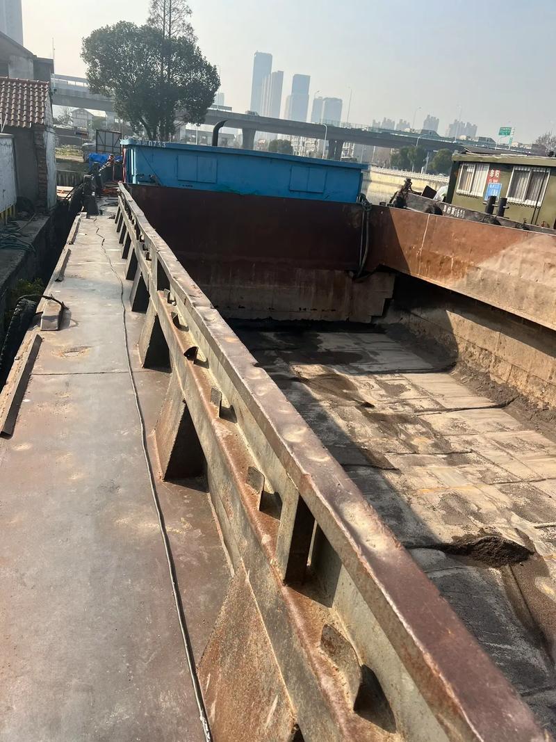 山东哪里能买到报废轮船？-图2