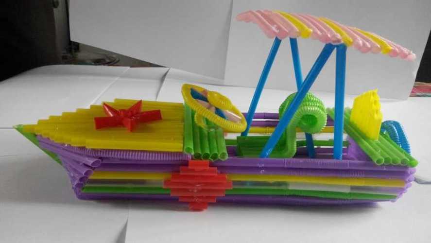 塑料吸管做的轮船能浮起来吗？-图1