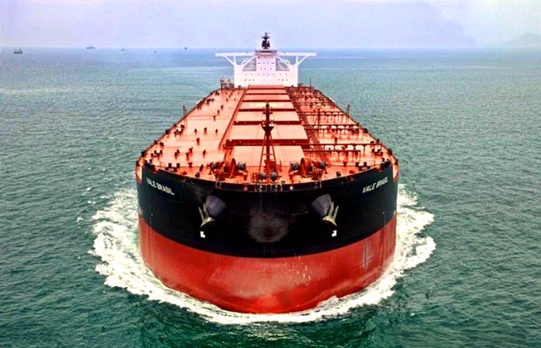 40万吨巨轮如何实现安全航行与停靠？-图3