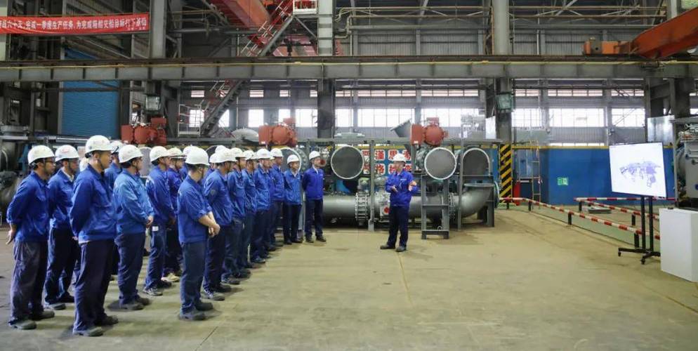 上海外高桥造船厂工作待遇如何？-图1