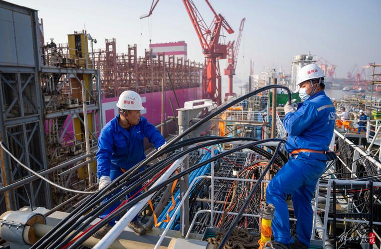 上海外高桥造船厂工作待遇如何？-图2