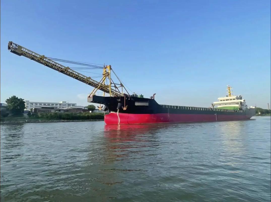 货运沙石轮船如何安全高效运输？-图1