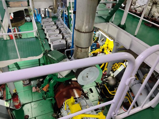 轮船机舱如何科学配备核心设备？-图2