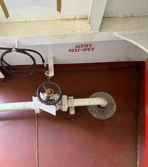 如何避免船舶吸底-图2