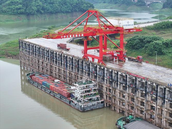 重庆最大船舶有多大?能通航哪些水域?-图2 重庆最大船舶有多大?能通航哪些水域?-图2
