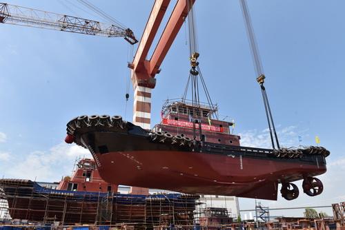 舟山拖轮船-图1