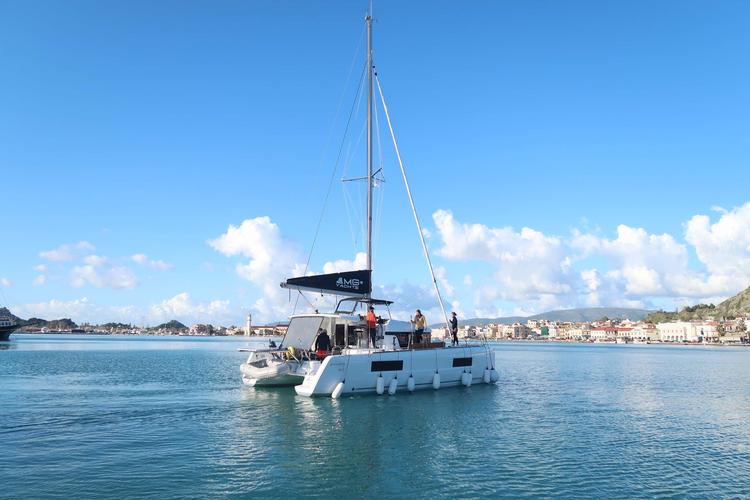 希腊轮船驶向何方？-图2