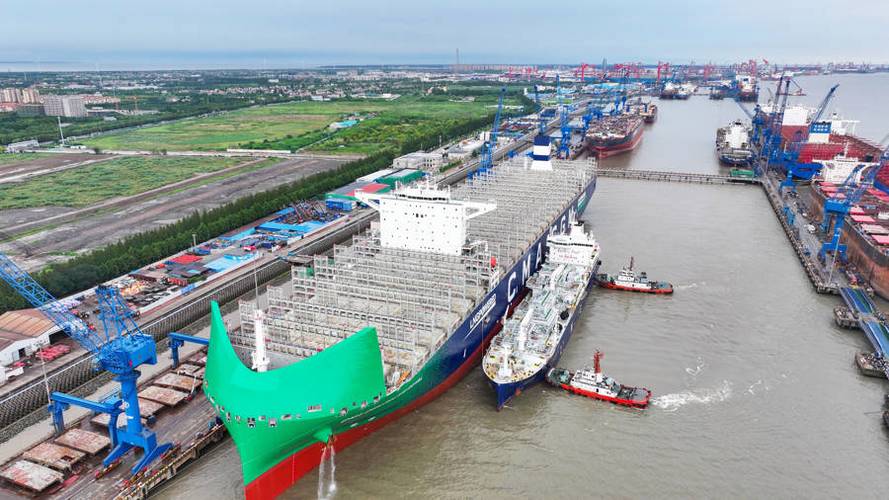 上海长兴造船最大船舶的极限尺度是多少？-图3