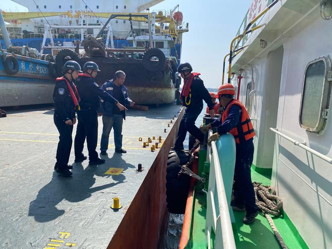 船舶打捞技术如何突破深海极限？-图2