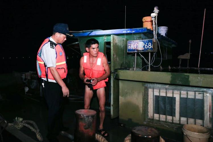 船舶缆绳为何崩断伤人？-图2