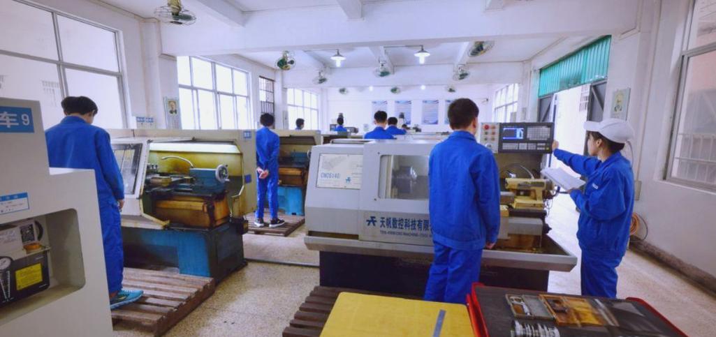 广州造船厂员工数量究竟是多少?-图2 广州造船厂员工数量究竟是多少?-图2