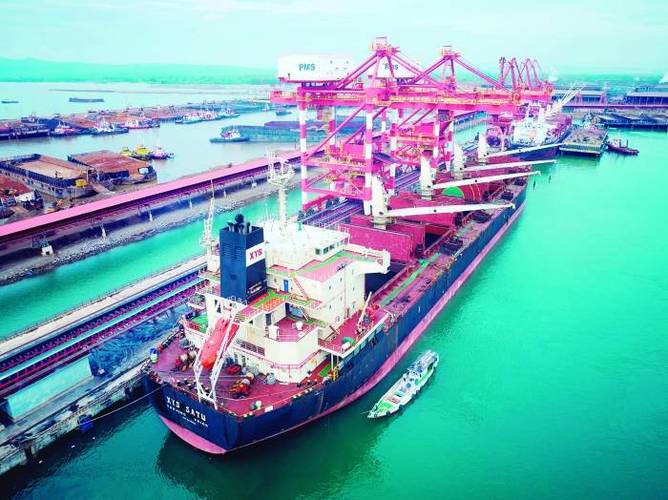 江苏南通象屿造船厂如何凭借技术创新与绿色转型,在长三角船舶制造竞争中突围?-图2 江苏南通象屿造船厂如何凭借技术创新与绿色转型,在长三角船舶制造竞争中突围?-图2