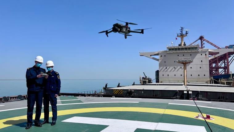 无人驾驶船舶如何突破复杂海况下的控制瓶颈与安全伦理困境？-图3