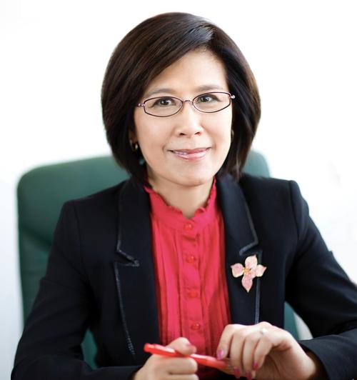 英辉南方余祖英,造船业领军人有何故事?-图2 英辉南方余祖英,造船业领军人有何故事?-图2