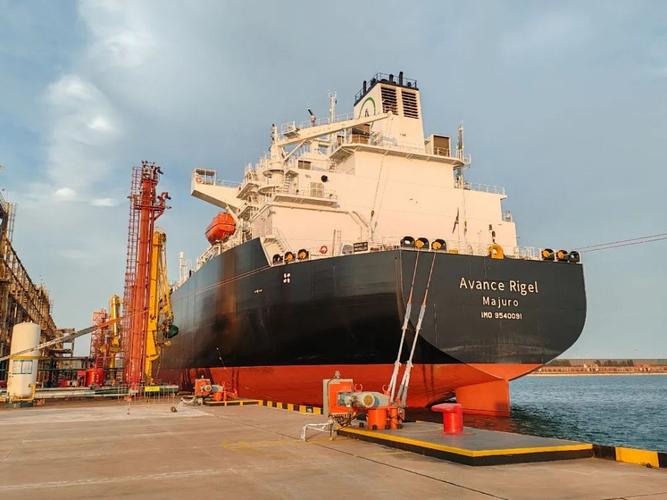 VLCC船舶照片有何特别之处？-图2