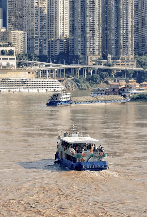 重庆餐饮船舶有何独特魅力？-图1