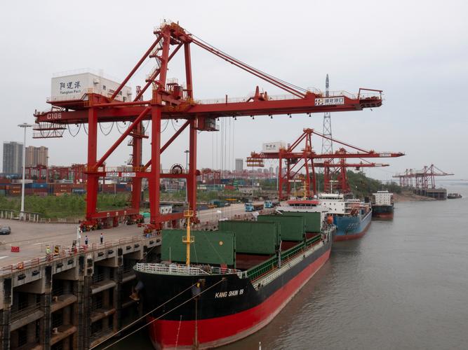 武汉船舶工业公司有何发展历程与成就？-图3