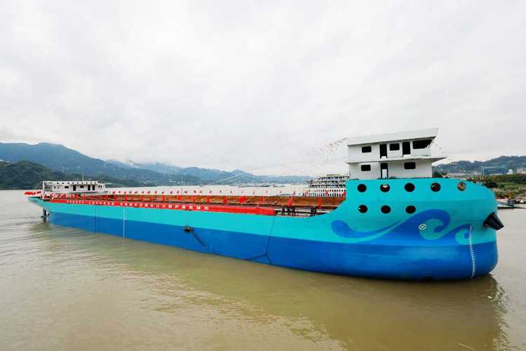 万吨级船舶，全球航运的巨无霸？-图1
