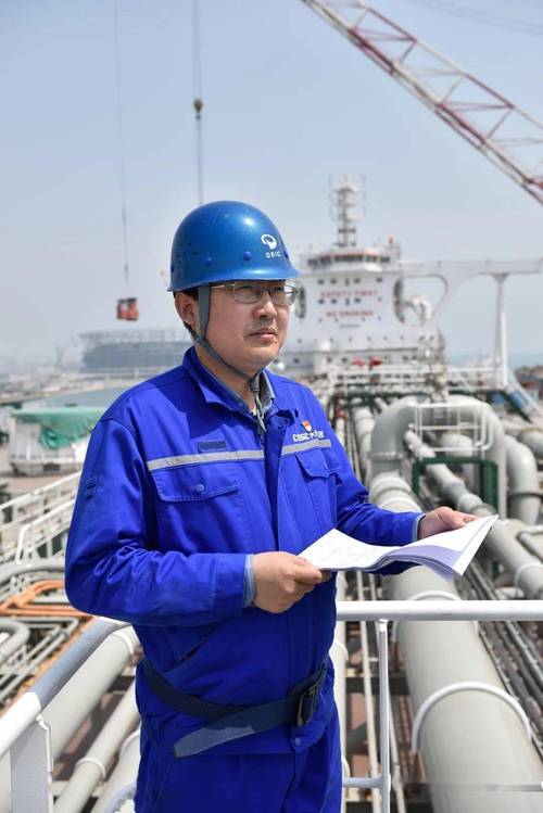 高级船舶设计师如何突破设计瓶颈？-图2