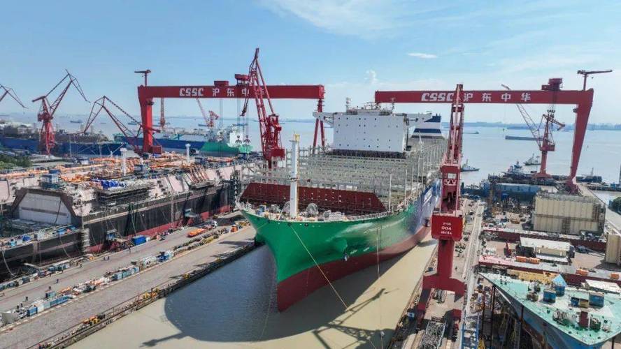 沪东造船厂周边有何独特风貌？-图2