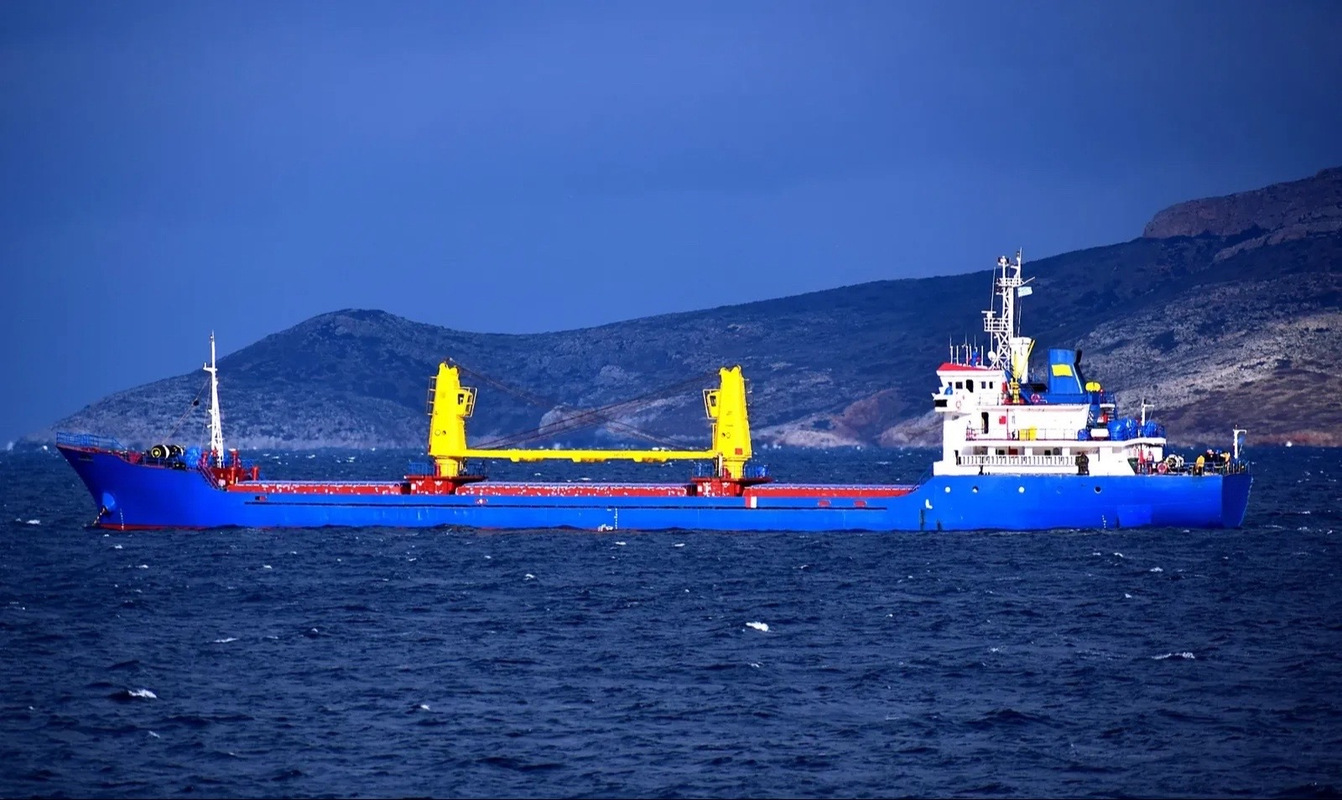 杂货船为何成航运业独特象征?-图1 杂货船为何成航运业独特象征?-图1