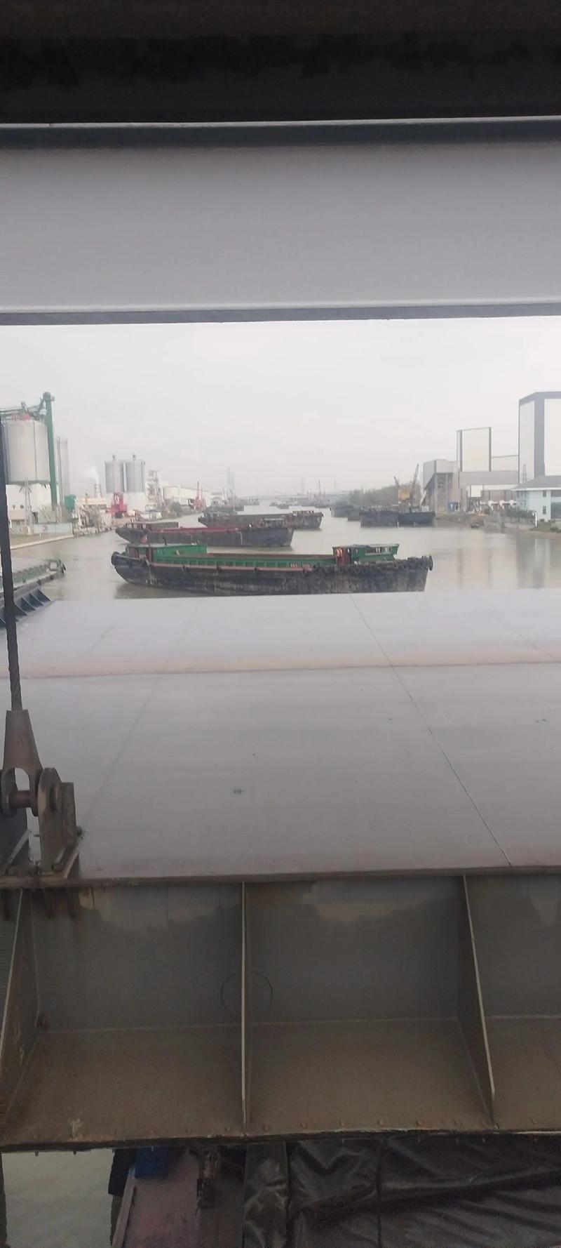 渤海造船厂船坞有何特殊之处？-图1