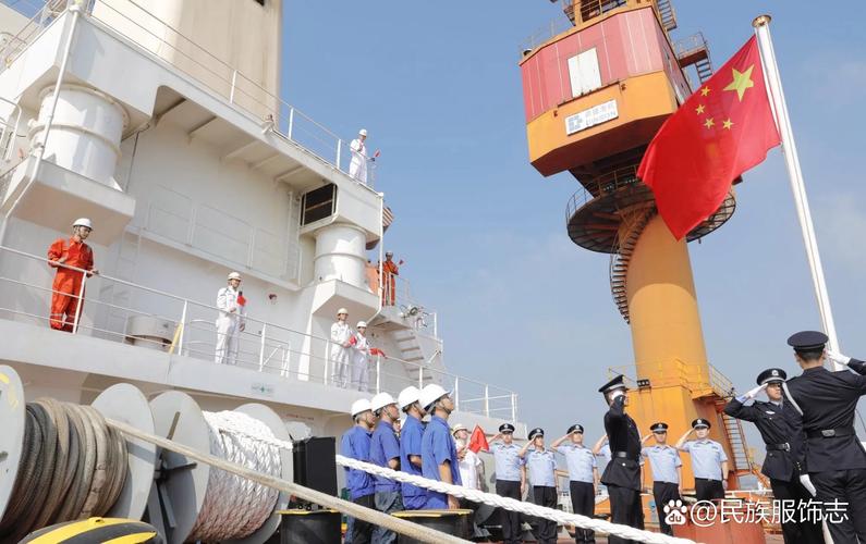 船舶驾驶室为何要挂旗?-图1 船舶驾驶室为何要挂旗?-图1