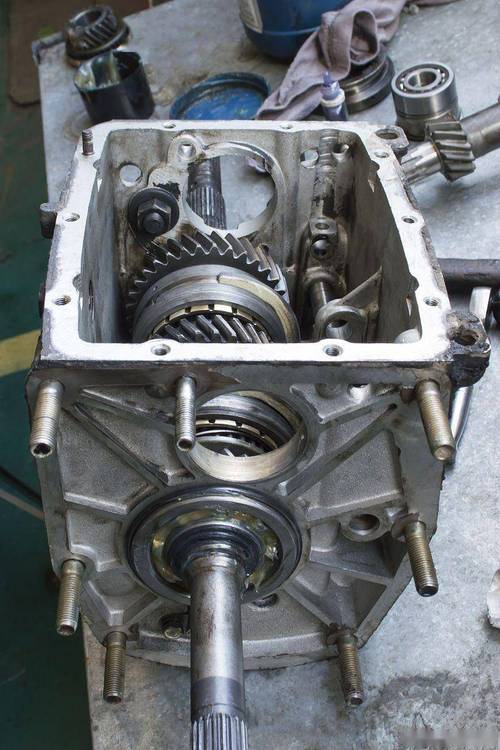 船舶齿轮箱损坏，原因何在？-图1