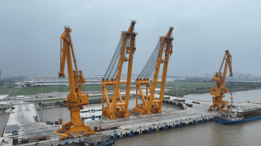 全球最大造船吊最大吨位是多少？-图3