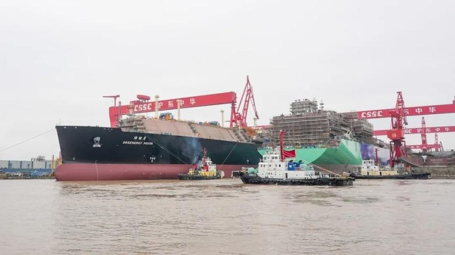 船舶出坞需满足哪些关键条件？-图2