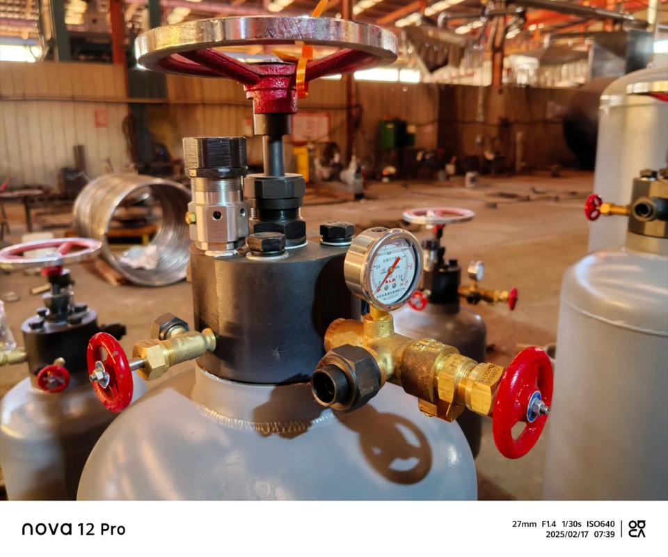 船舶空气瓶英文是什么？-图1