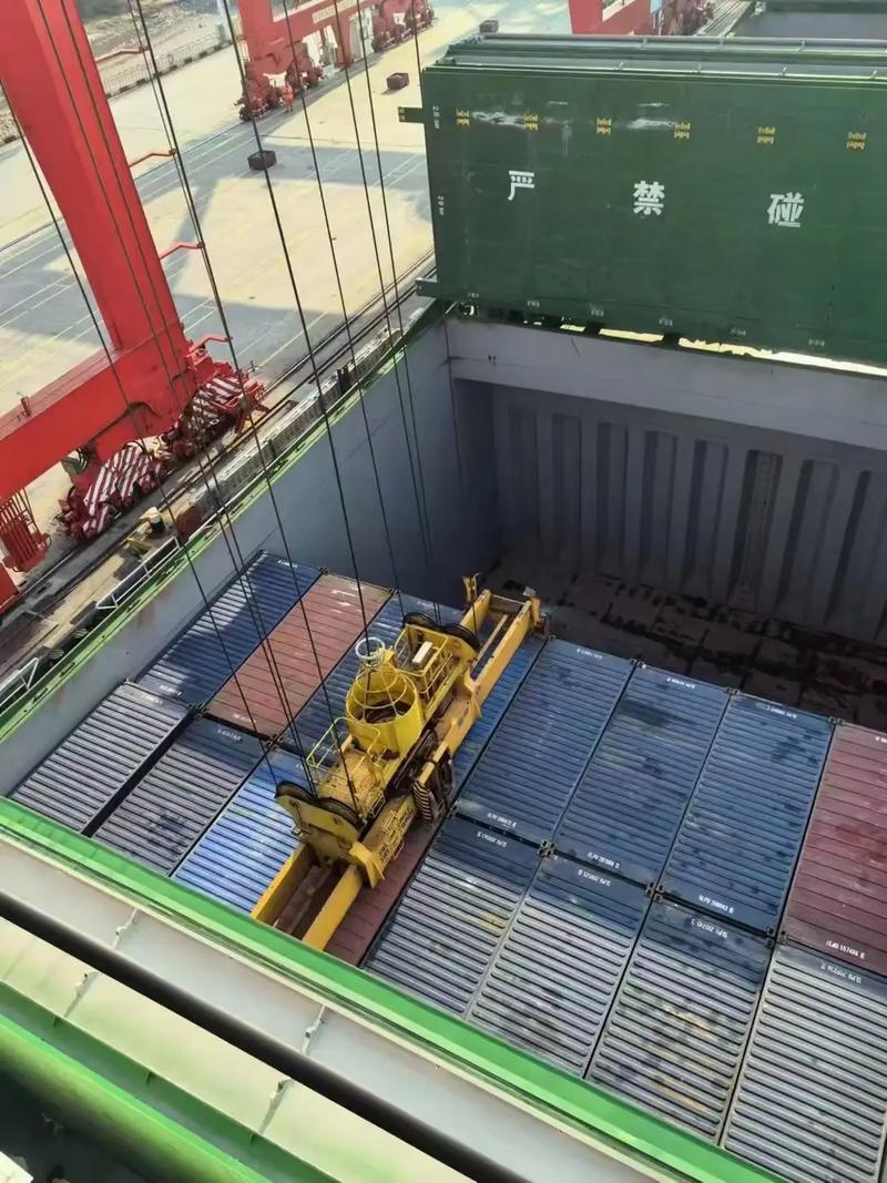 货舱涂层如何守护船舶与货物安全？-图2