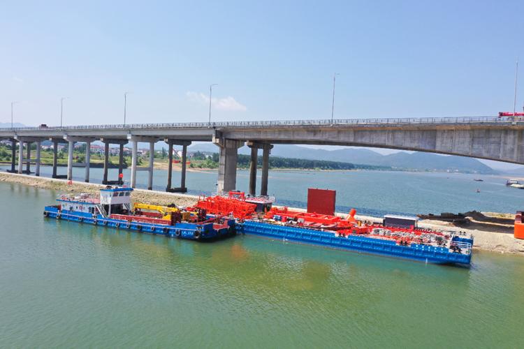 趸船长度比有何标准或限制?-图1 趸船长度比有何标准或限制?-图1