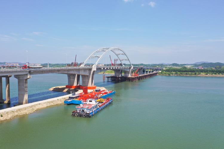 趸船长度比有何标准或限制?-图2 趸船长度比有何标准或限制?-图2