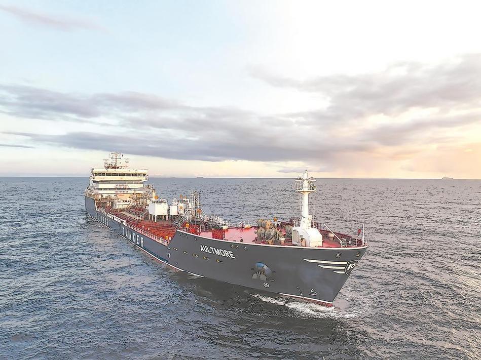 船舶中DWT究竟指什么?-图1 船舶中DWT究竟指什么?-图1