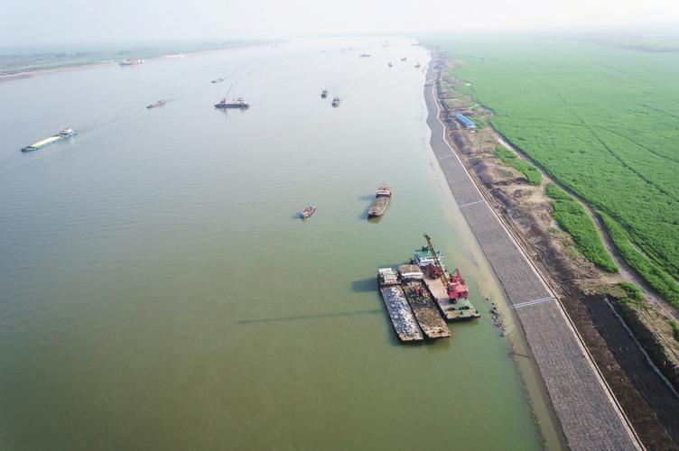 船舶适航，水深够吗？-图1