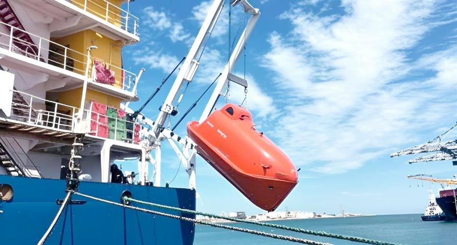 救生艇释放的关键步骤是什么?-图1 救生艇释放的关键步骤是什么?-图1