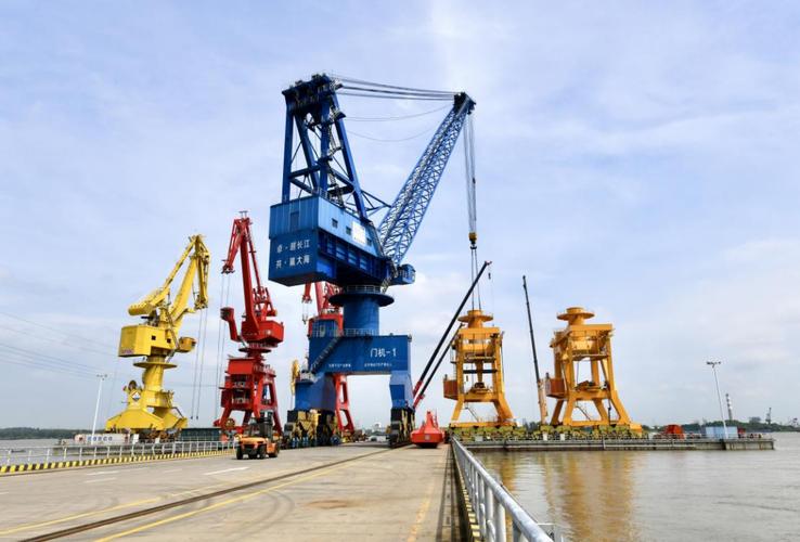 船舶起重机公司哪家强？-图2