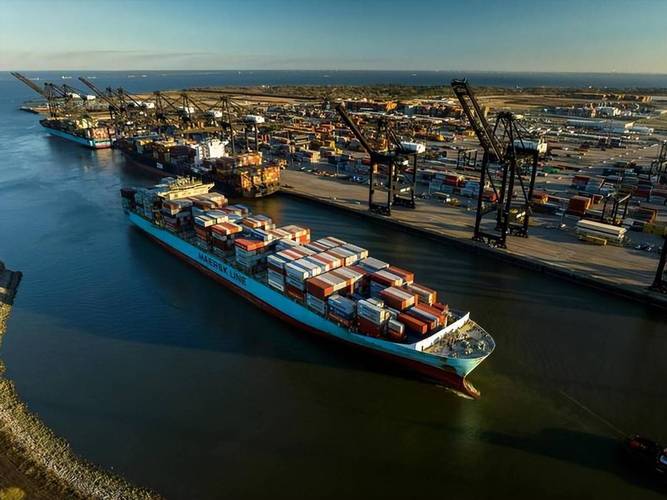 国际船舶交易网，船舶交易去哪找？-图2